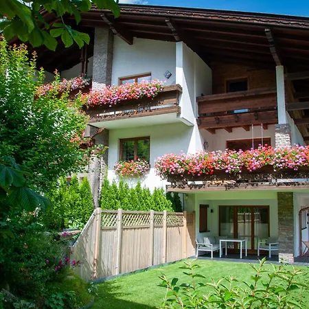 Edelberg Apartments Ausservillgraten Exterior photo
